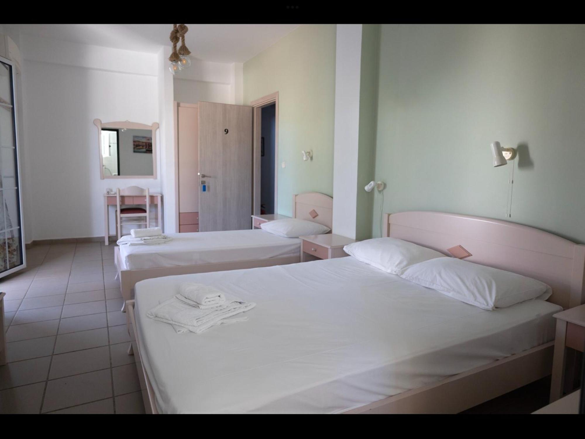 Papoulias Rooms Elafonissos Luaran gambar